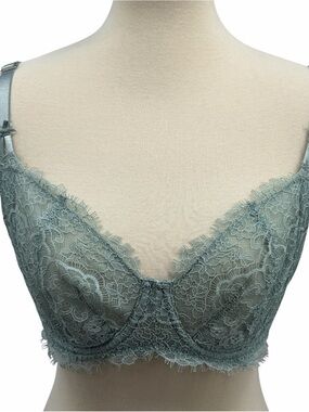 DREAM ANGELS
Wicked Unlined Lace Balconette Bra